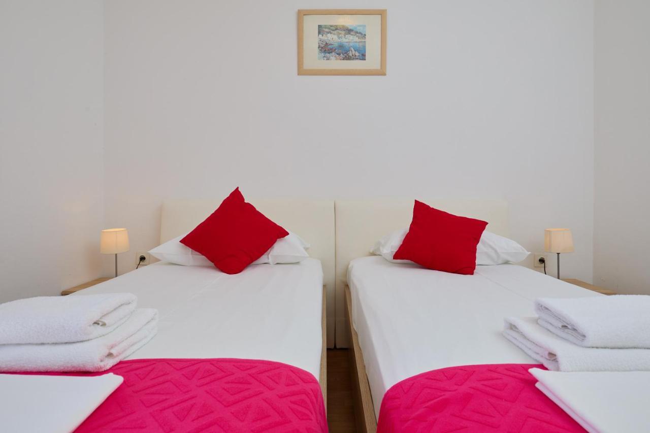 Boca - 3 Bedroom Apartment By The Sea Prozura Ngoại thất bức ảnh